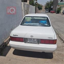 تۆیۆتا کراون